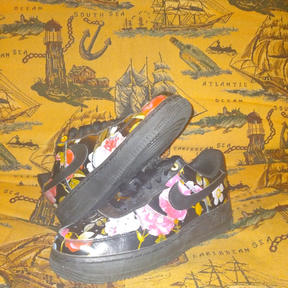 WMNS AIR FORCE 1 LOW 'FLORAL'